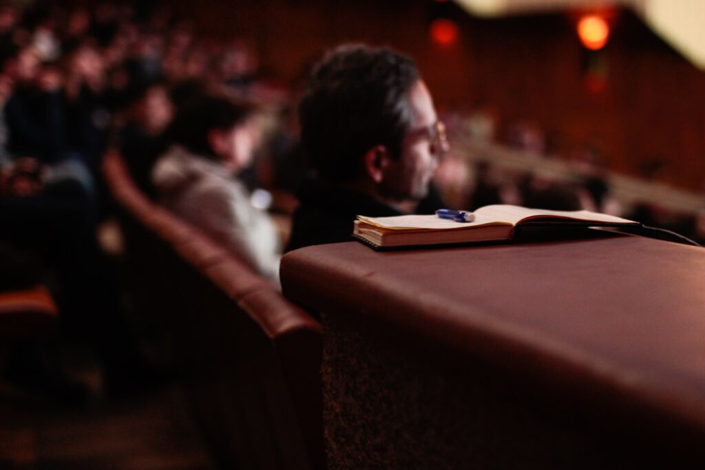 10 Steps to Cultivate More Engaged Listeners During Your Sermon