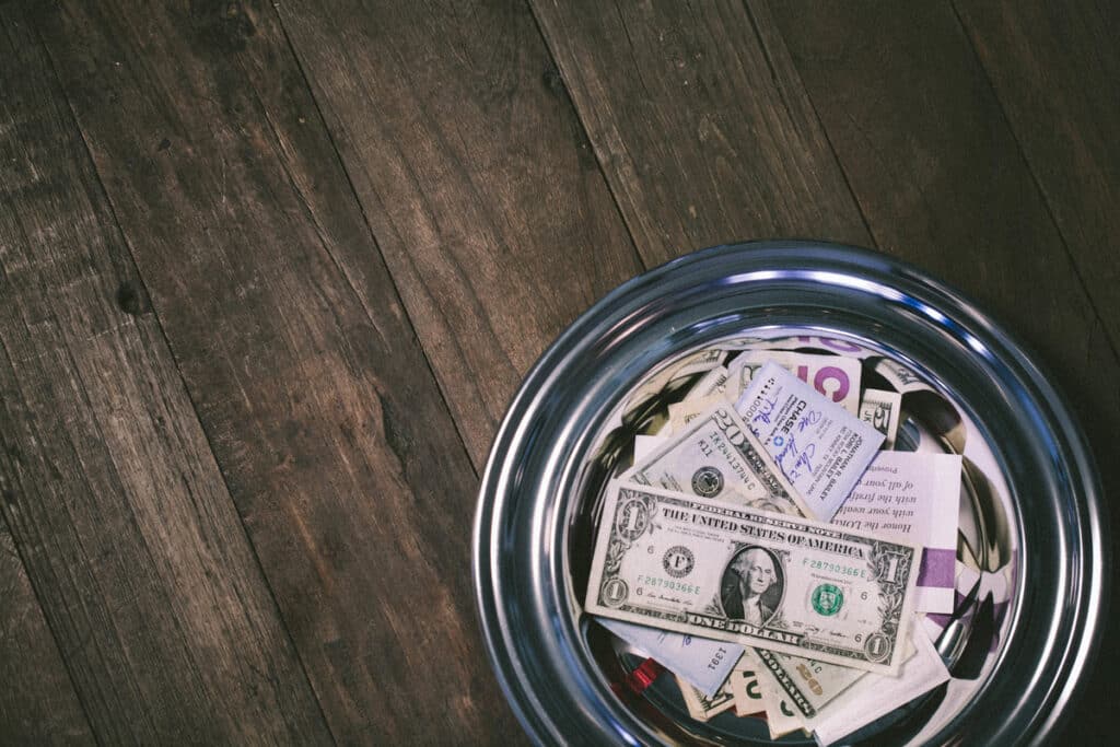 6 Lessons on Fundraising for Your Church Plant